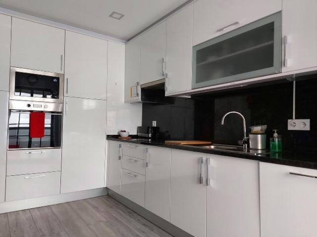 Girassol - Bright, Modern, Well Located Apartment オリョン エクステリア 写真